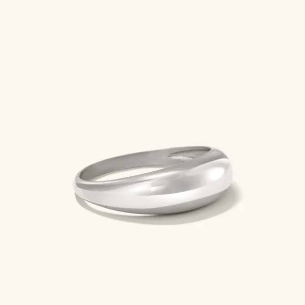Rings<Mejuri Thin D Me Ring