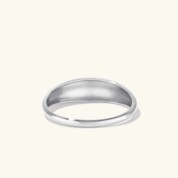 Rings<Mejuri Thin D Me Ring