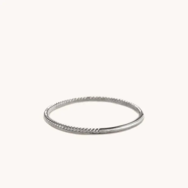 Rings<Mejuri Twist Ring